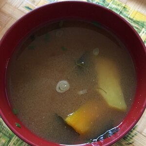 「甘々お味噌汁」　　　(*^_^*)